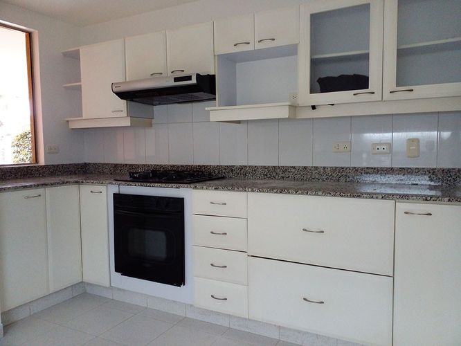Casa de 3 alcobas en venta en La Pradera, Envigado, 210 m² · foto 16 de 20