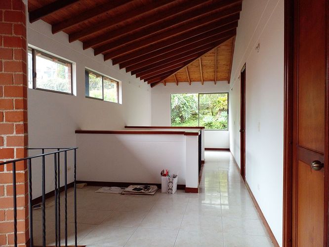 Casa de 3 alcobas en venta en La Pradera, Envigado, 210 m² · foto 11 de 20