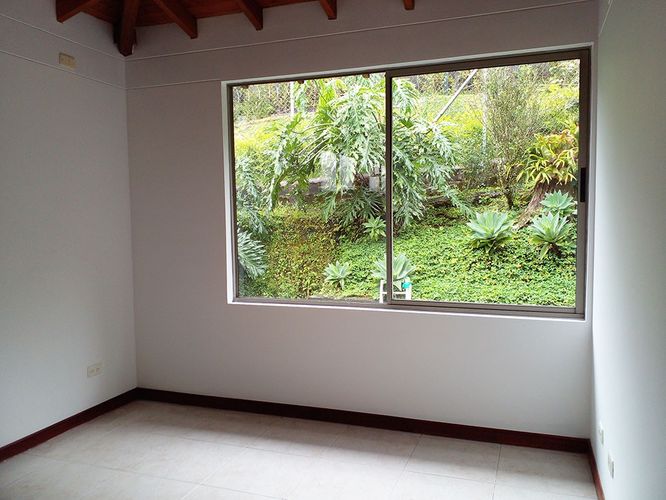 Casa de 3 alcobas en venta en La Pradera, Envigado, 210 m² · foto 18 de 20