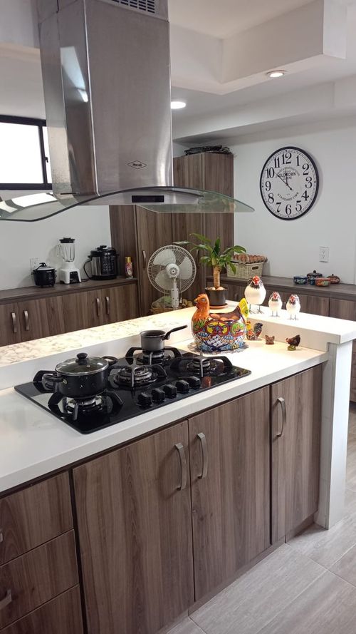 Apartamento de 3 alcobas en venta en Cabecera Del Llano, Bucaramanga, 171 m² · foto 1 de 15