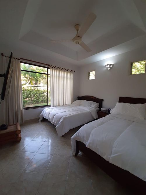 Casa de 3 alcobas en venta en Miraflores, Girardot, 170 m² · foto 11 de 18