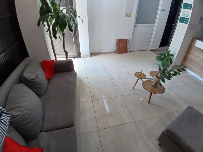 Edificio en venta en Primero De Mayo, Cali, 700 m² · foto 3 de 24