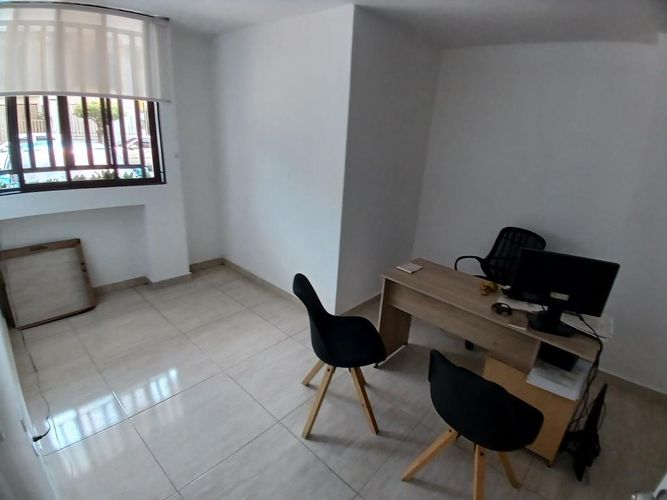 Edificio en venta en Primero De Mayo, Cali, 700 m² · foto 5 de 24