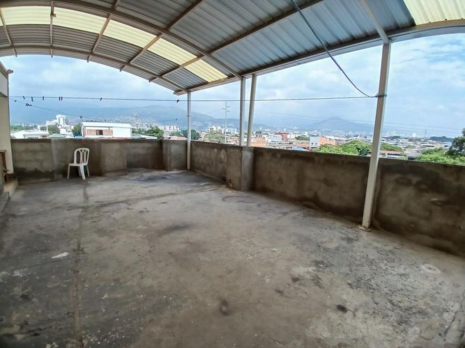 Edificio en venta en Primero De Mayo, Cali, 700 m² · foto 11 de 24