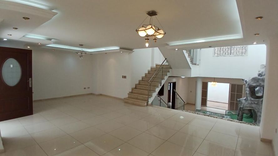 Casa de 7 alcobas en venta en Valle Del Lili, Cali, 374 m² · foto 2 de 24