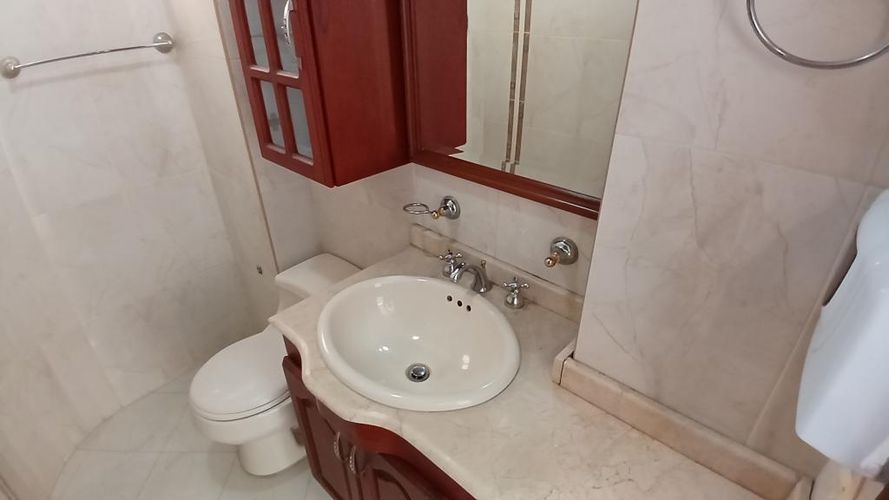 Casa de 7 alcobas en venta en Valle Del Lili, Cali, 374 m² · foto 4 de 24