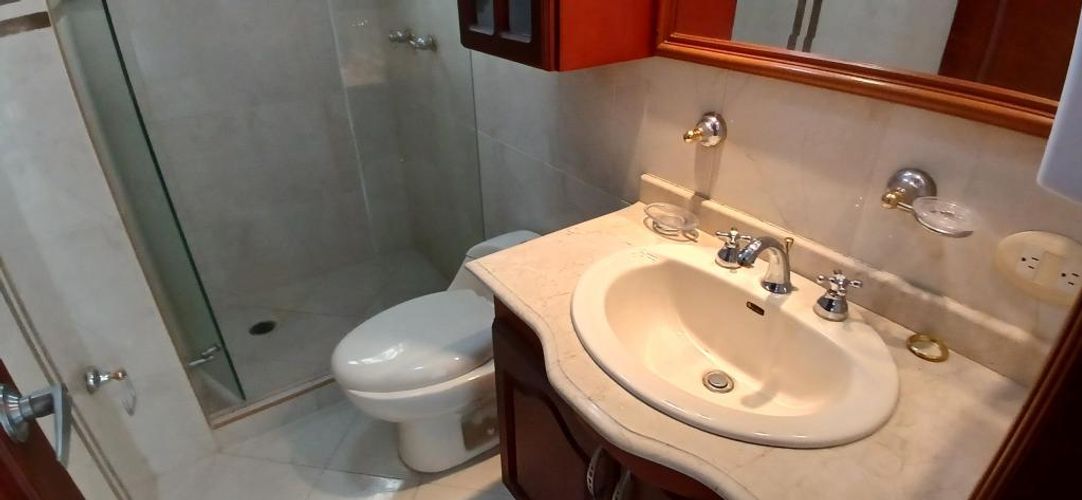 Casa de 7 alcobas en venta en Valle Del Lili, Cali, 374 m² · foto 16 de 24