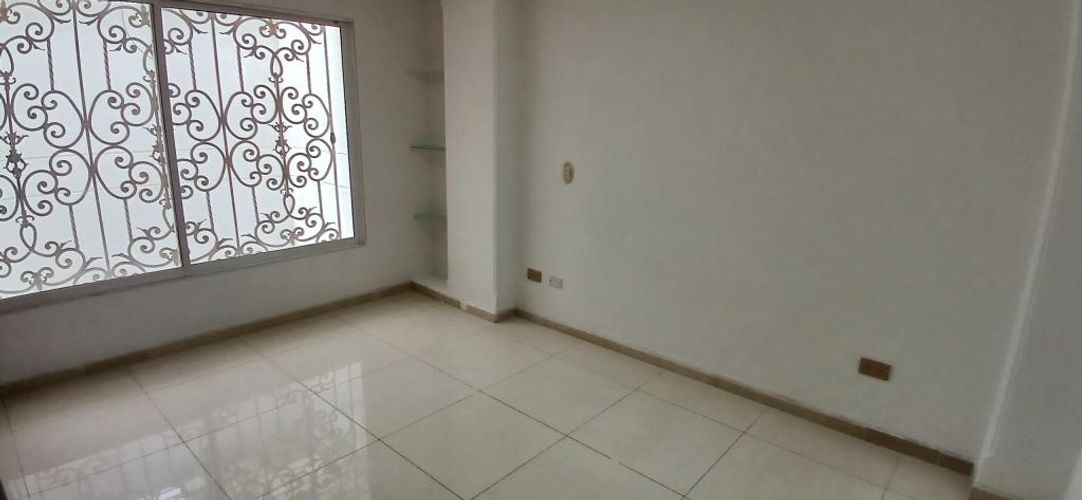 Casa de 7 alcobas en venta en Valle Del Lili, Cali, 374 m² · foto 17 de 24