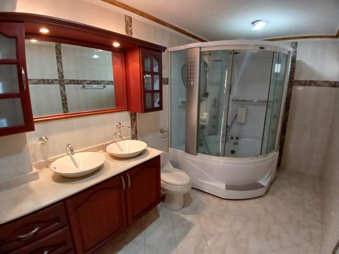 Casa de 7 alcobas en venta en Valle Del Lili, Cali, 374 m² · foto 20 de 24