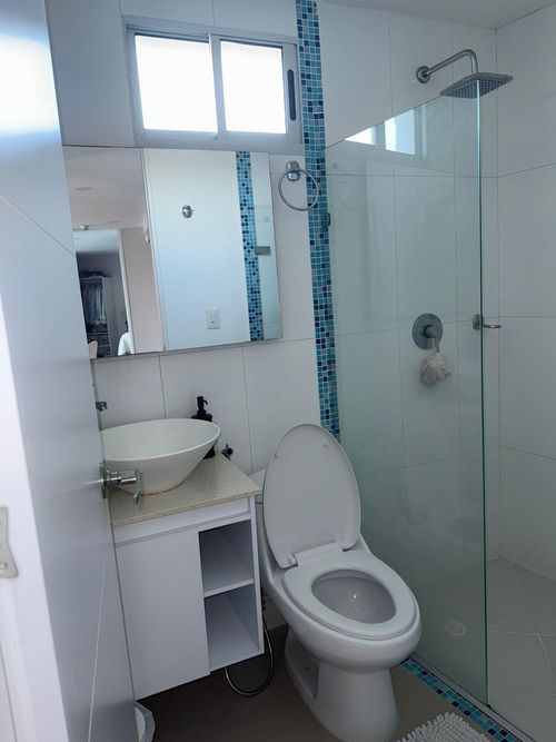 Apartamento de 2 alcobas en venta en Crespo, Cartagena, 130 m² · foto 12 de 17