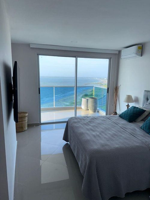 Apartamento de 2 alcobas en venta en Crespo, Cartagena, 130 m² · foto 13 de 17