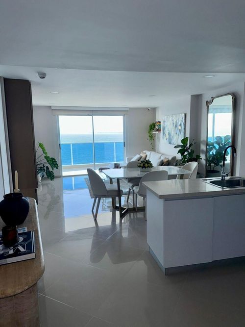 Apartamento de 2 alcobas en venta en Crespo, Cartagena, 130 m² · foto 16 de 17