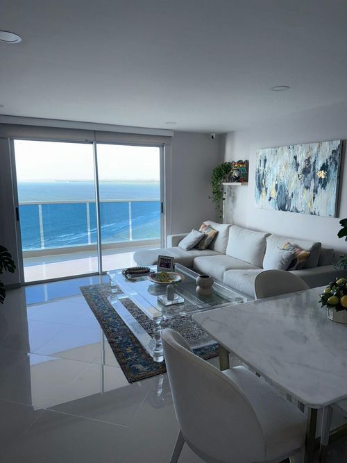 Apartamento de 2 alcobas en venta en Crespo, Cartagena, 130 m² · foto 17 de 17