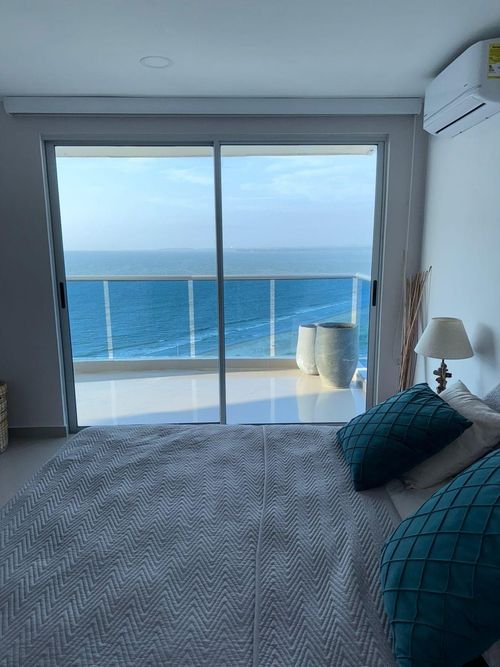 Apartamento de 2 alcobas en venta en Crespo, Cartagena, 130 m² · foto 14 de 17