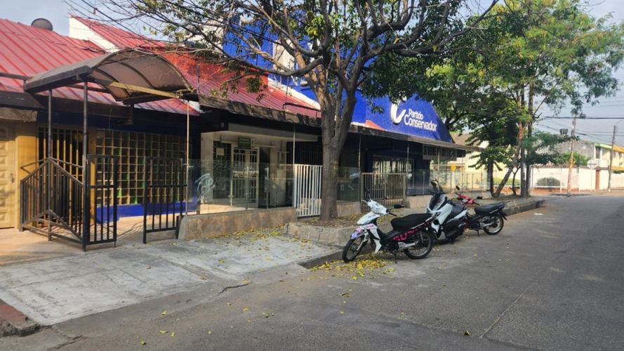 Local en venta en Sevilla, Neiva, 370 m² · foto 2 de 3