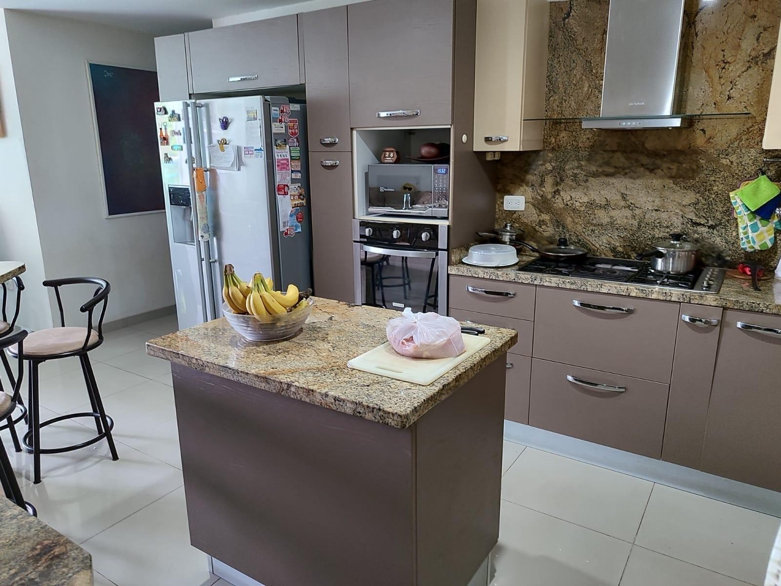 Apartamento en venta en Manga, Cartagena · foto 4 de 13
