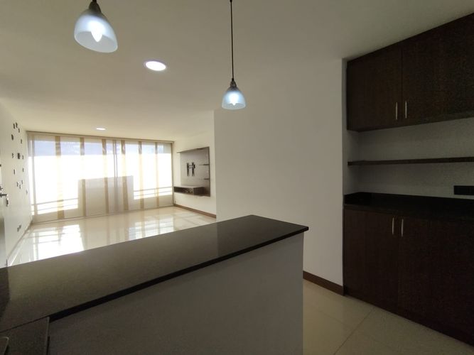 Apartamento de 3 alcobas en arriendo en Loma Del Indio, Medellín, 90 m² · foto 4 de 20