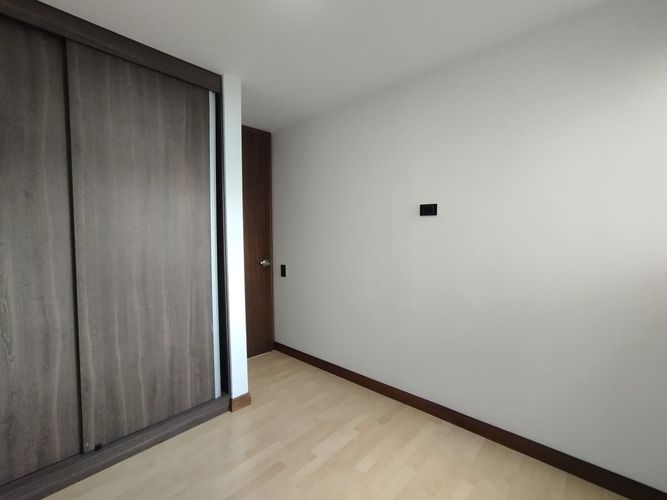 Apartamento de 3 alcobas en arriendo en Loma Del Indio, Medellín, 90 m² · foto 11 de 20
