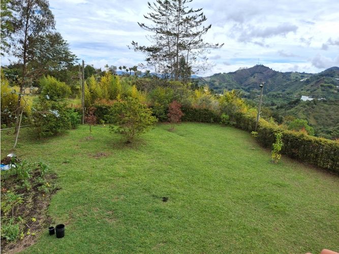 Finca en venta en La Industrial, Marinilla, 358 m² · foto 10 de 11