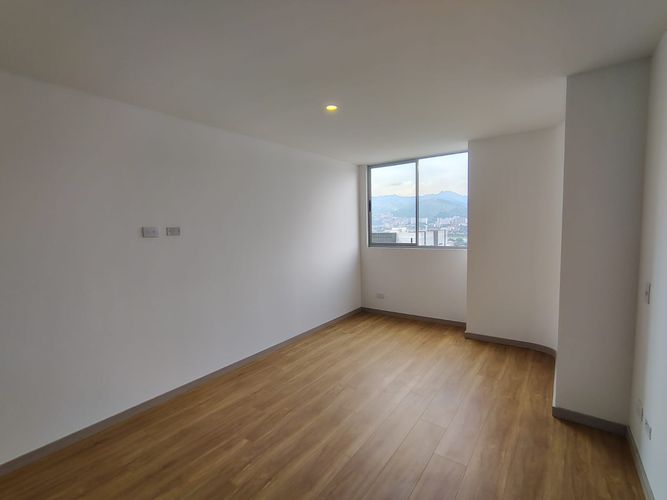Apartamento de 3 alcobas en arriendo en El Poblado, Medellín, 120 m² · foto 11 de 18