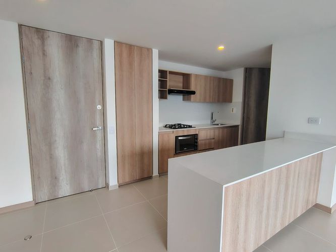 Apartamento de 3 alcobas en arriendo en El Poblado, Medellín, 120 m² · foto 4 de 18