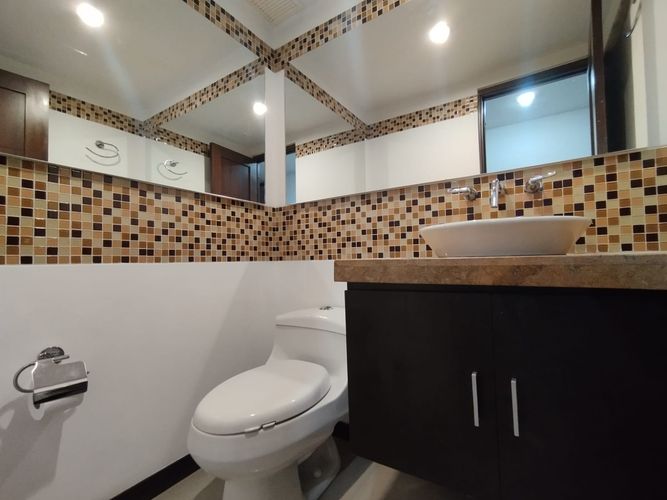 Apartamento de 3 alcobas en arriendo en El Poblado, Medellín, 175 m² · foto 6 de 20