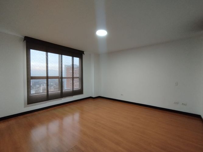 Apartamento de 3 alcobas en arriendo en El Poblado, Medellín, 175 m² · foto 15 de 20