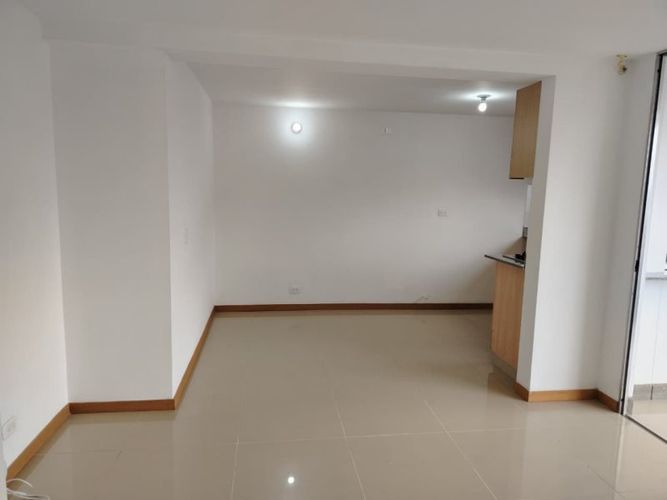 Apartamento en arriendo en La Mina, Envigado, 65 m² · foto 4 de 14