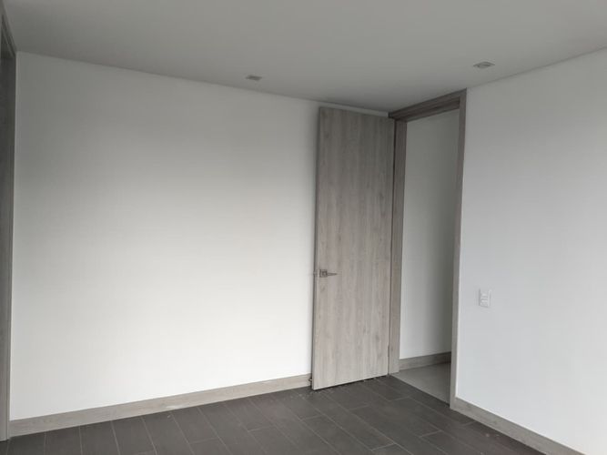 Casa de 3 alcobas en arriendo en El Poblado, Medellín, 600 m² · foto 10 de 20