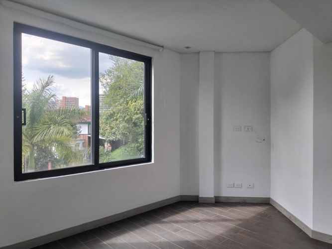 Casa de 3 alcobas en arriendo en El Poblado, Medellín, 600 m² · foto 13 de 20