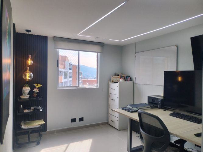 Apartamento de 2 alcobas en arriendo en El Poblado, Medellín, 123 m² · foto 6 de 17