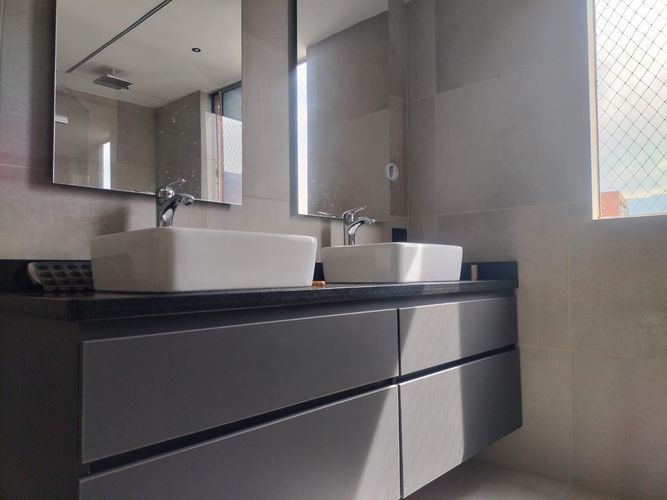 Apartamento de 2 alcobas en arriendo en El Poblado, Medellín, 123 m² · foto 16 de 17
