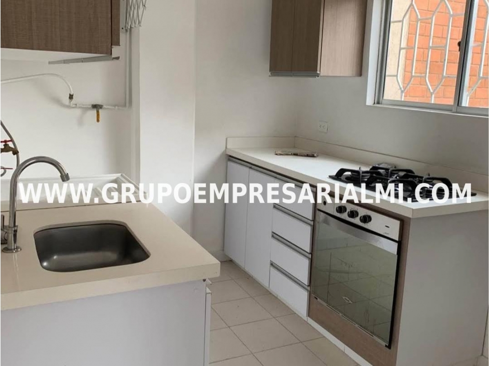 Apartment for sale in Belén, Medellín 2
