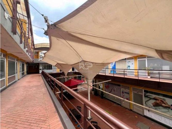 Local en venta en Cota, 72 m² · foto 6 de 10