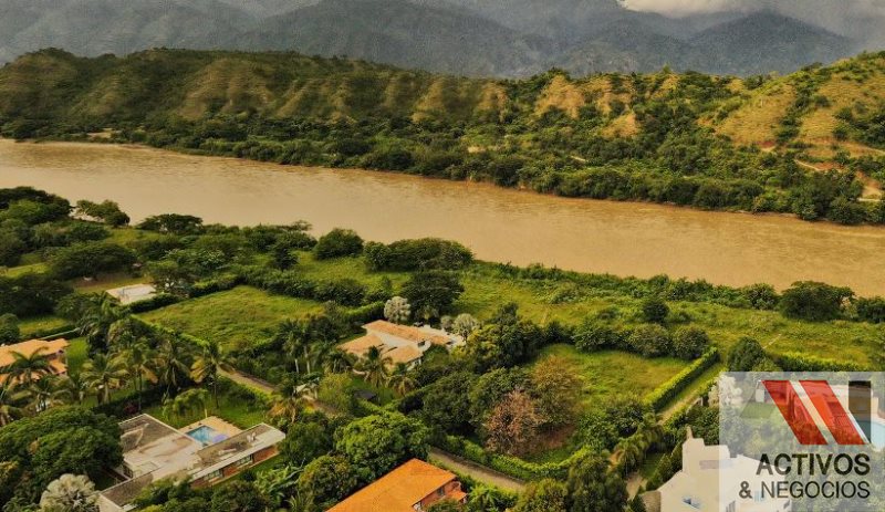 Land in Santafe de antioquia (3000 m²) for Sale - 3