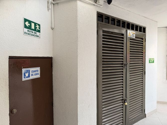 Consultorio en venta en San Vicente, Cali, 40 m² · foto 13 de 14
