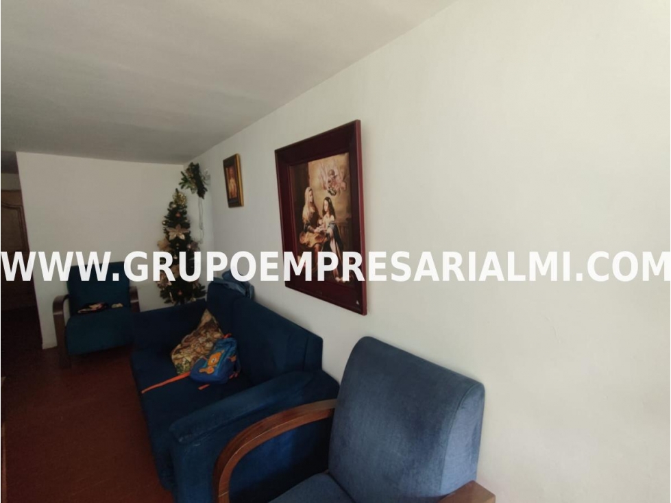 Apartamento en venta en La milagrosa, Medellín 3