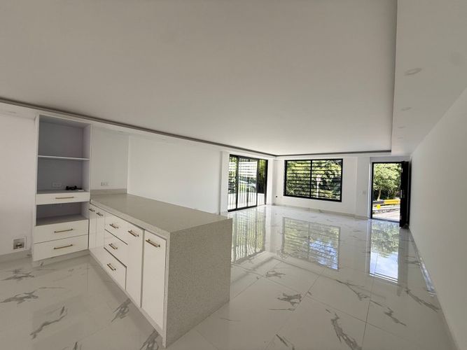 Casa de 3 alcobas en venta en Llano Grande, Rionegro, 320 m² · foto 5 de 24