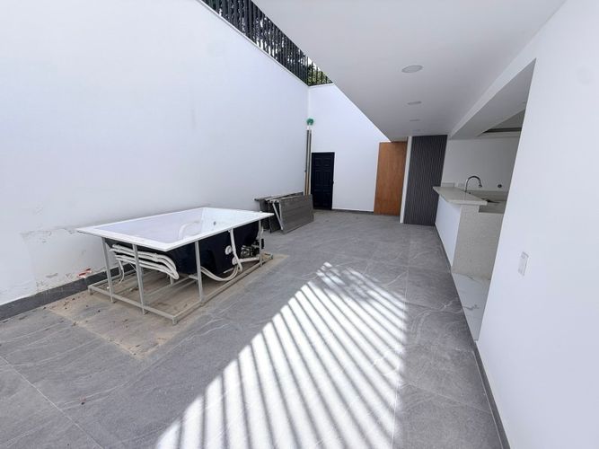 Casa de 3 alcobas en venta en Llano Grande, Rionegro, 320 m² · foto 21 de 24