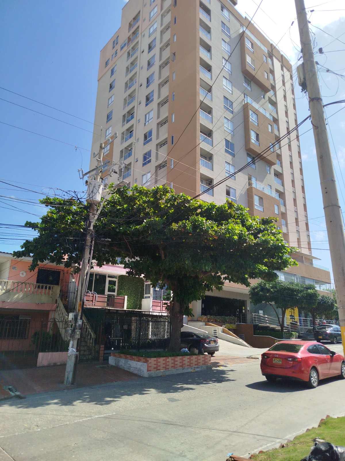 Casa en venta en Ciudad Jardin, Barranquilla · foto 2 de 11