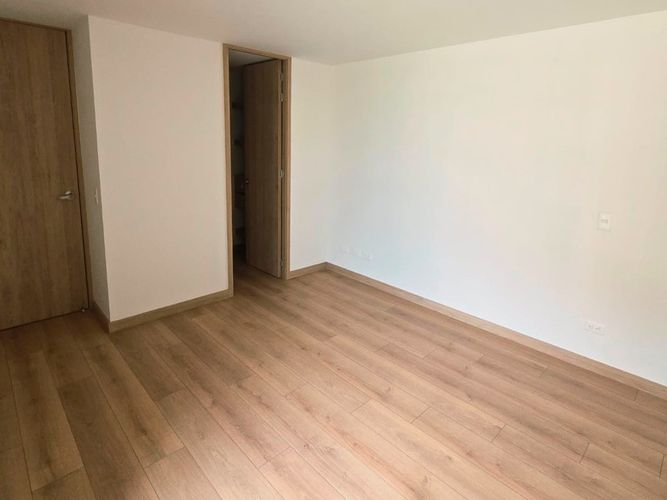 Apartamento de 3 alcobas en venta en Rionegro, 84 m² · foto 10 de 12