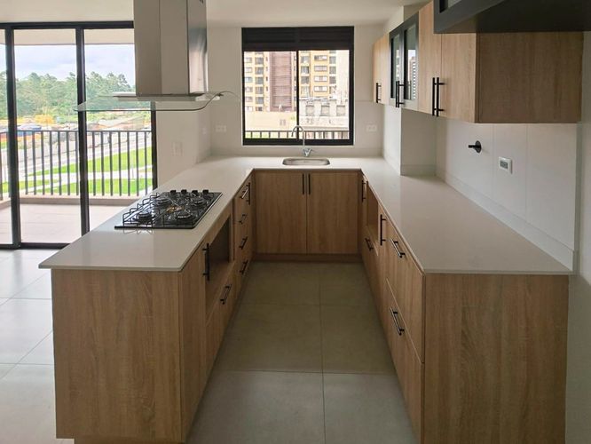 Apartamento de 3 alcobas en venta en Rionegro, 84 m² · foto 5 de 12