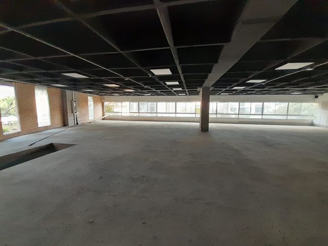 Local en venta en La Paz, Envigado, 451 m² · foto 2 de 19