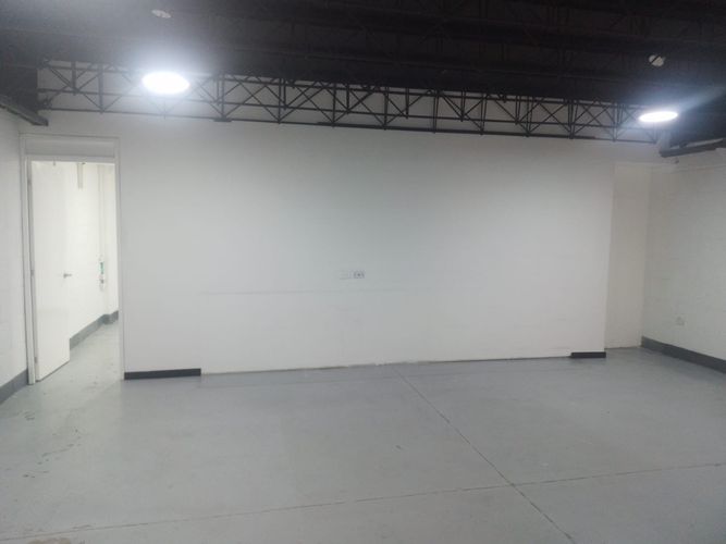 Bodega en arriendo en Villa Del Parque, Medellín, 123 m² · foto 6 de 15