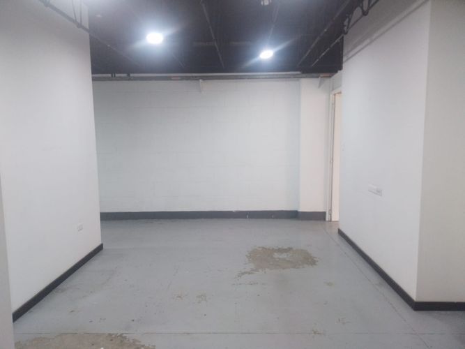 Bodega en arriendo en Villa Del Parque, Medellín, 123 m² · foto 9 de 15