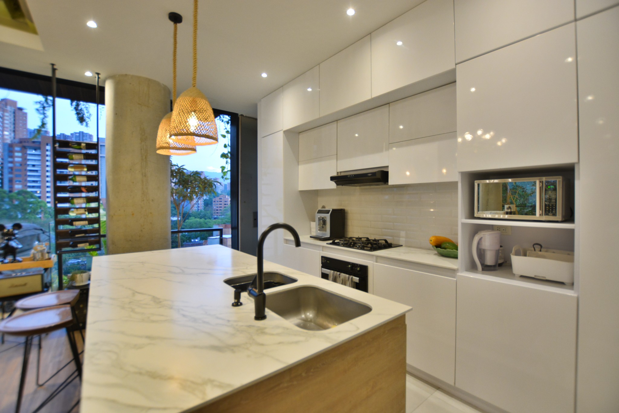 Apartamento en venta en El Poblado, Medellín 3