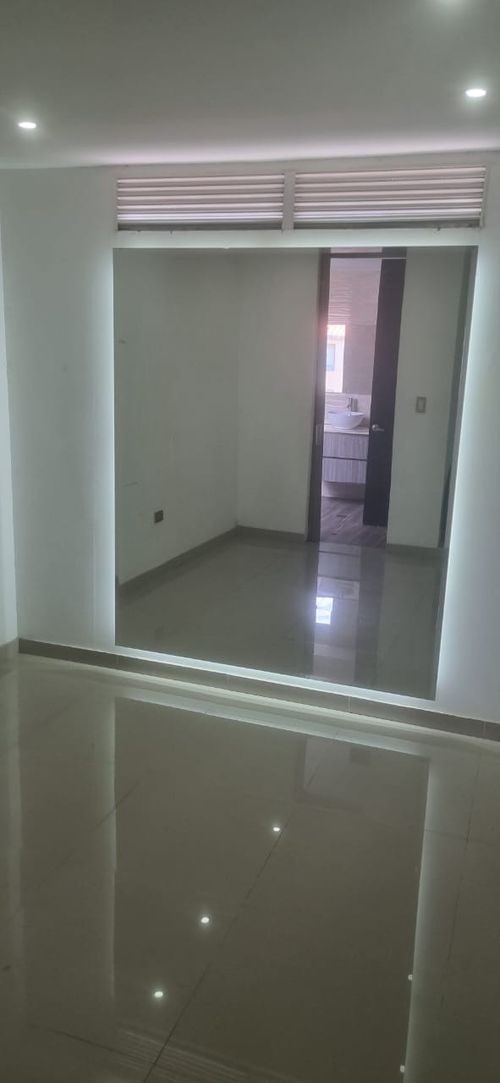 Casa de 6 alcobas en venta en Ciudad Jardin, Cali, 251 m² · foto 5 de 23