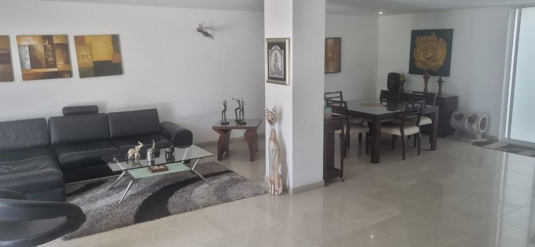 Casa de 6 alcobas en venta en Ciudad Jardin, Cali, 251 m² · foto 8 de 23