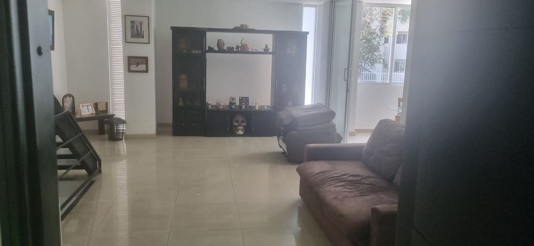 Casa de 6 alcobas en venta en Ciudad Jardin, Cali, 251 m² · foto 16 de 23