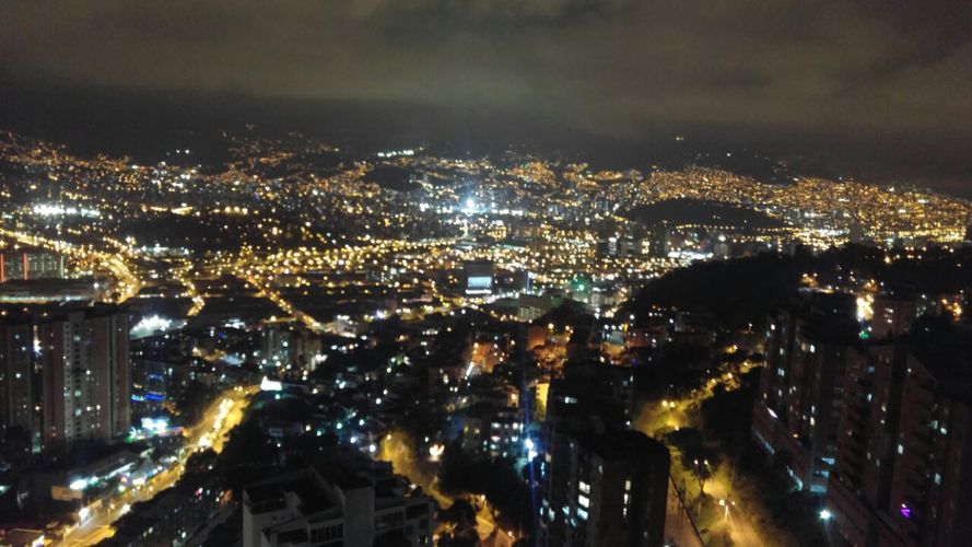 Apartamento de 3 alcobas en arriendo en Loma Del Indio, Medellín, 90 m² · foto 18 de 20